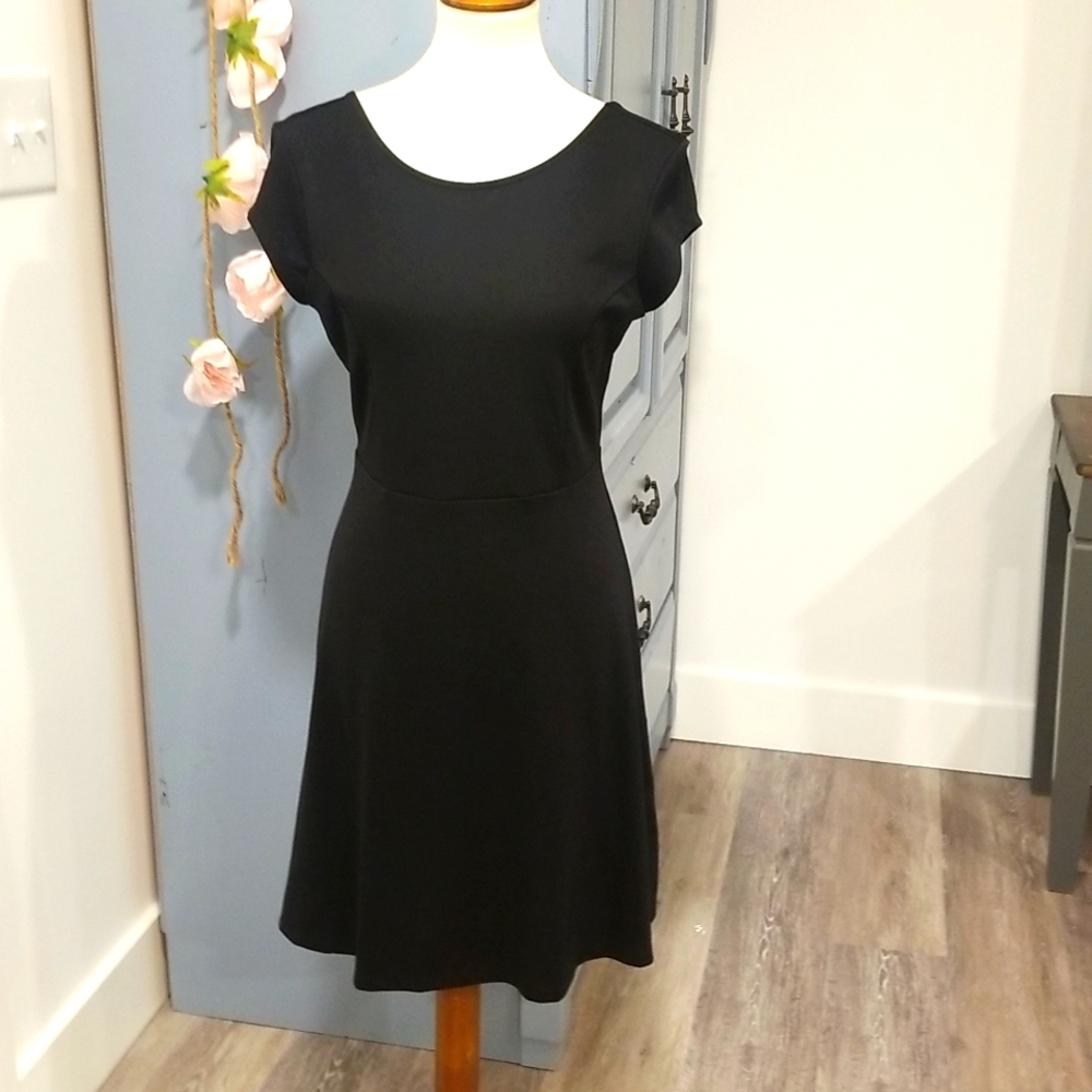 NWT Old Navy black dress Size Medium